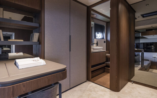 FerrettiYachts580Classic_0017_71238 FerrettiYachts580Classic_0017_71238