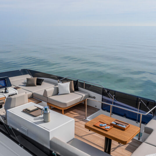 FerrettiYachts580Cruising_0010_75232