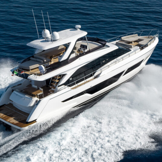 FerrettiYachts670NewExternal_0004_83524