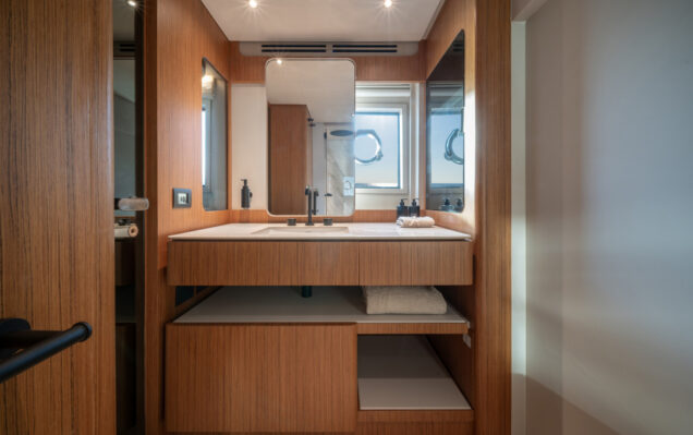 FerrettiYachts670NewInternal_Classic_0007_83535 FerrettiYachts670NewInternal_Classic_0007_83535