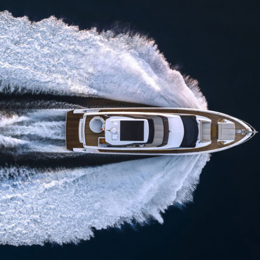 FerrettiYachts720NewCruising_0006_96079