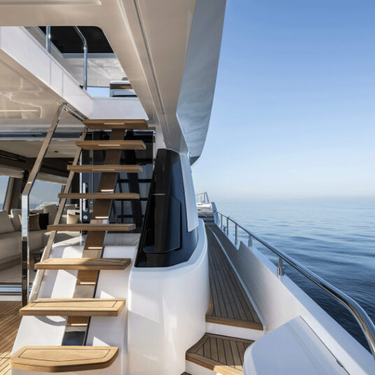 FerrettiYachts720NewCruising_0009_96092