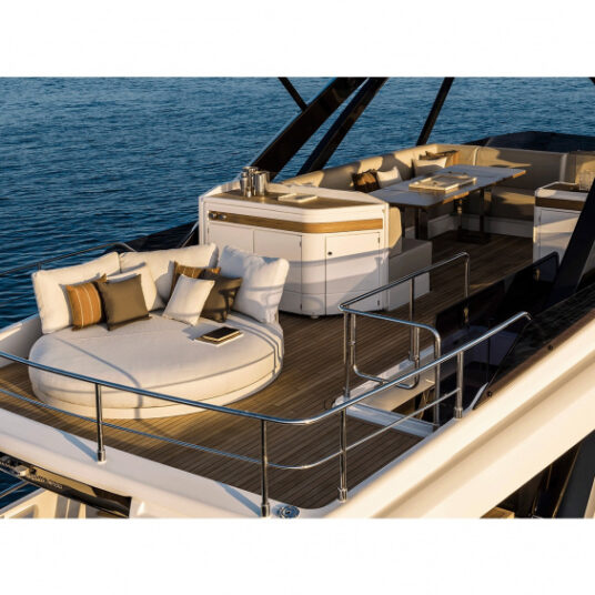 FerrettiYachts720NewCruising_0011_96082