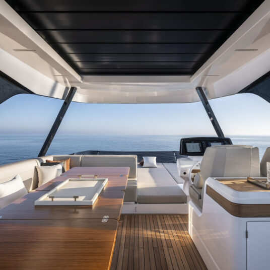 FerrettiYachts720NewCruising_0013_96084