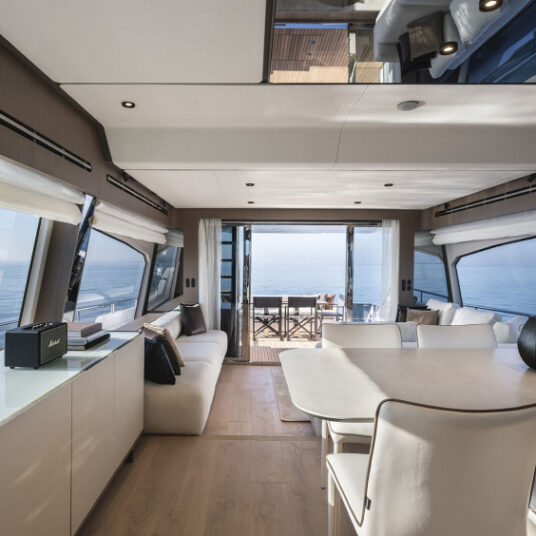 FerrettiYachts720NewInteriors_Contemporary_0004_96035
