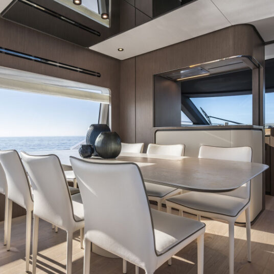 FerrettiYachts720NewInteriors_Contemporary_0006_96037