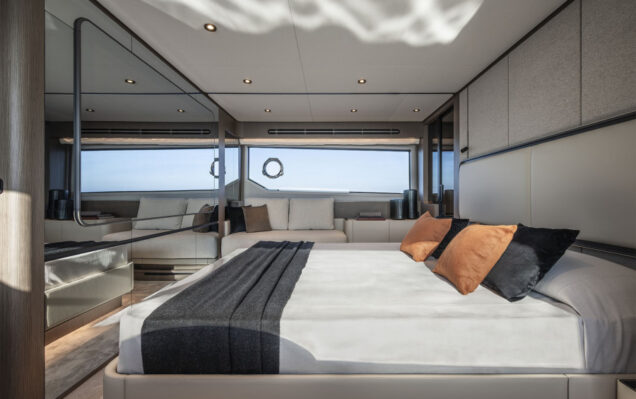 FerrettiYachts720NewInteriors_Contemporary_0016_96048 FerrettiYachts720NewInteriors_Contemporary_0016_96048