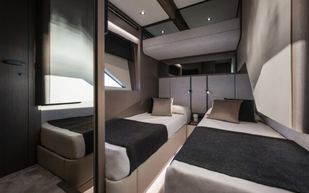 FerrettiYachts720NewInteriors_Contemporary_0030_96064 FerrettiYachts720NewInteriors_Contemporary_0030_96064