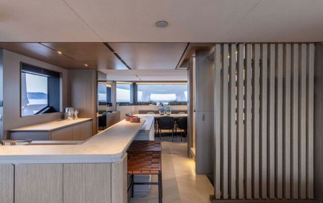 FerrettiYachtsINFYNITO90NewContemporary_0003_75612 FerrettiYachtsINFYNITO90NewContemporary_0003_75612