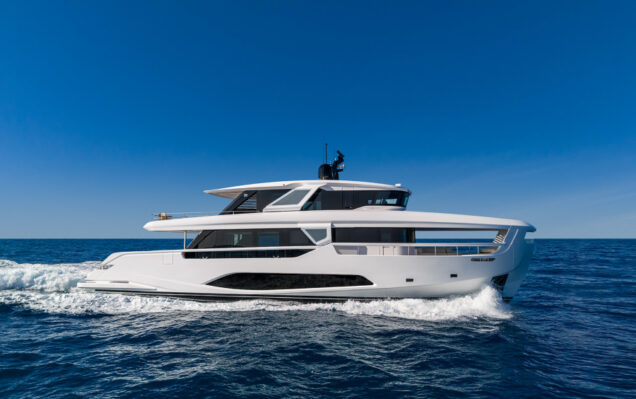 FerrettiYachtsINFYNITO90NewCruising_0001_75592 FerrettiYachtsINFYNITO90NewCruising_0001_75592