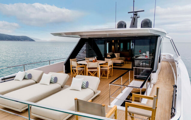 FerrettiYachtsINFYNITO90NewCruising_0003_75594 FerrettiYachtsINFYNITO90NewCruising_0003_75594