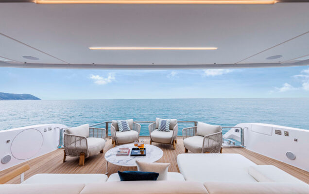 FerrettiYachtsINFYNITO90NewCruising_0005_75604 FerrettiYachtsINFYNITO90NewCruising_0005_75604