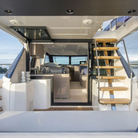 ferrettiyachts500newexteriors_0008_47662